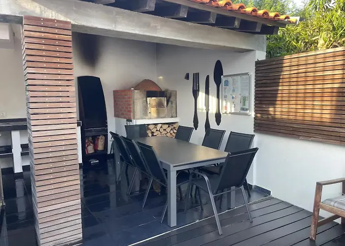 Bird's 펜션 아베이루